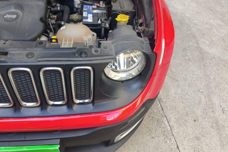 Used Jeep Renegade 2017 180T Automatic Jingneng Edition Engine Bay Left