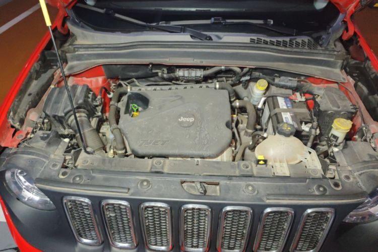 Used Jeep Renegade 2017 180T Manual Kinetic Edition Engine Bay