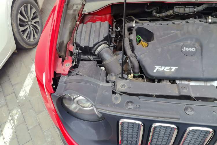 Used Jeep Renegade 2017 180T Automatic Jingneng Edition Engine Bay Right