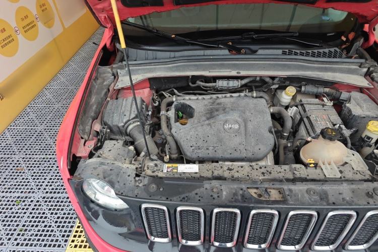 Used Jeep Renegade 2017 180T Automatic Jingneng Edition Engine Bay Right