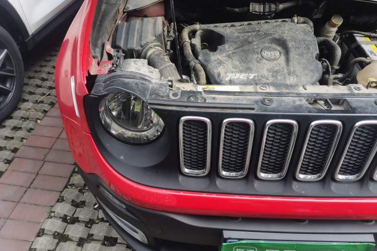 Used Jeep Renegade 2017 180T Automatic Jingneng Edition Engine Bay Right