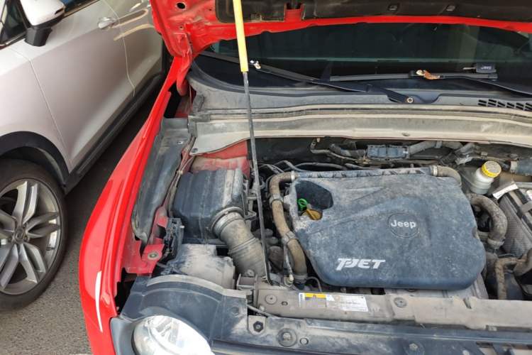 Used Jeep Renegade 2017 180T Manual Kinetic Edition Engine Bay Right