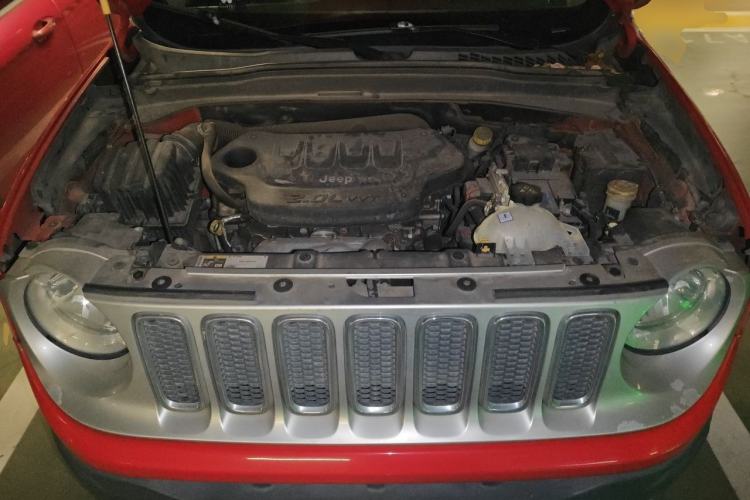 Used Jeep Renegade 2017 180TS Automatic All-Wheel Drive Versatile Edition Engine Bay