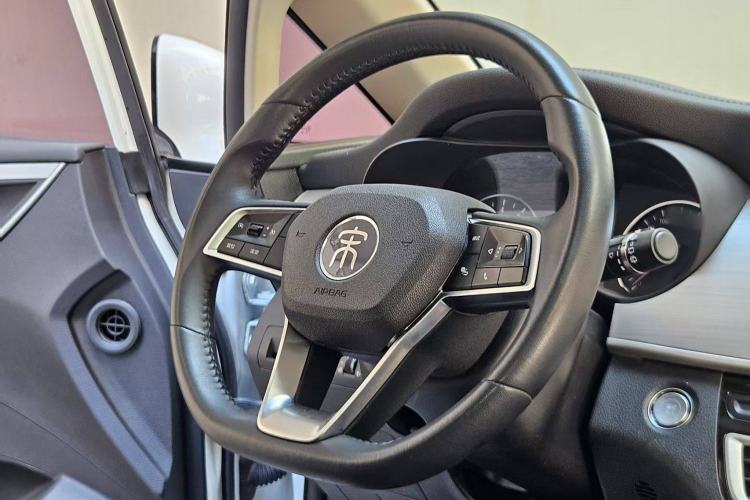Used Jeep Renegade 2017 180T Automatic Jingneng Edition Exterior 13