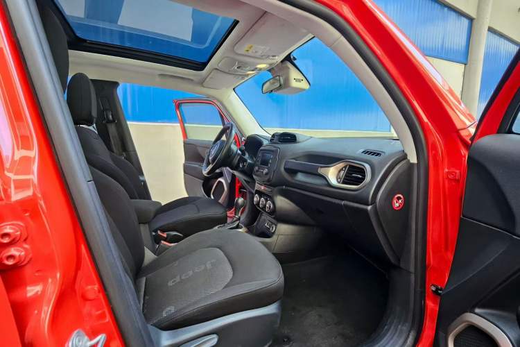 Used Jeep Renegade 2017 180T Automatic Jingneng Edition Exterior 7