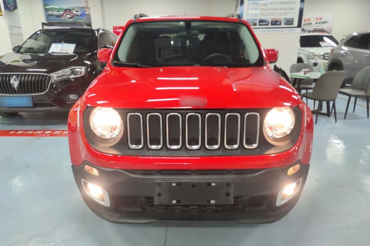 Used Jeep Renegade 2017 180T Automatic High-Energy Version Front