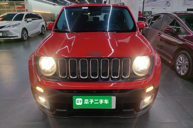 Used Jeep Renegade 2017 180T Automatic High-Energy Version Front
