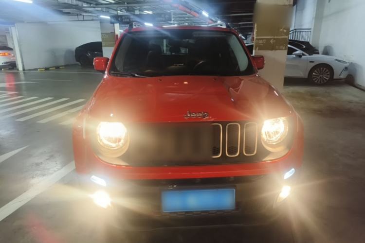 Used Jeep Renegade 2017 180T Automatic High-Energy Version Front