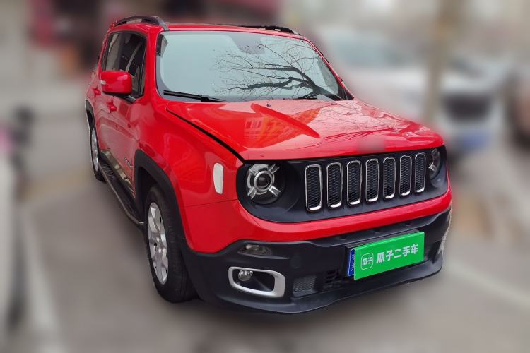 Used Jeep Renegade 2017 180T Automatic Jingneng Edition Front Right 45 Deg