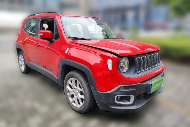 Used Jeep Renegade 2017 180T Automatic High-Energy Version Front Right 45 Deg