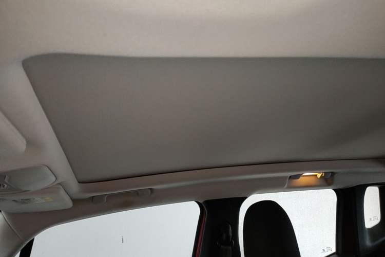 Used Jeep Renegade 2017 180T Automatic Jingneng Edition Headliner