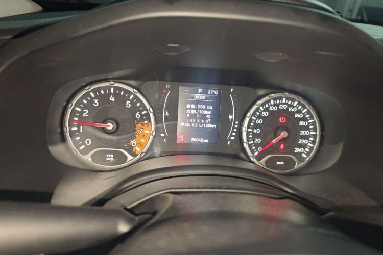 Used Jeep Renegade 2017 180T Automatic Jingneng Edition Instrument Cluster