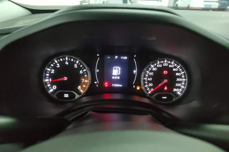 Used Jeep Renegade 2017 180T Automatic High-Energy Version Instrument Cluster
