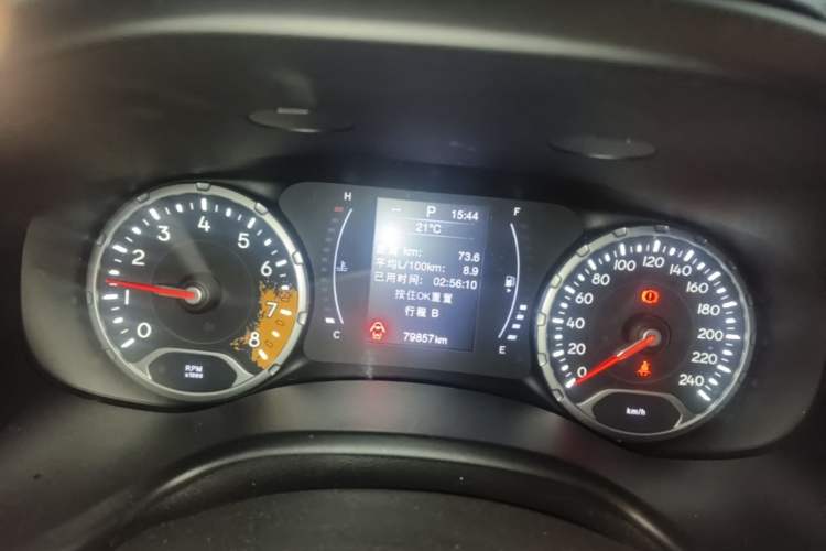 Used Jeep Renegade 2017 180T Automatic High-Energy Version Instrument Cluster