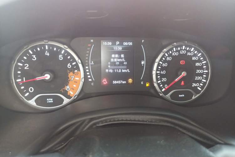 Used Jeep Renegade 2017 180T Automatic High-Energy Version Instrument Cluster