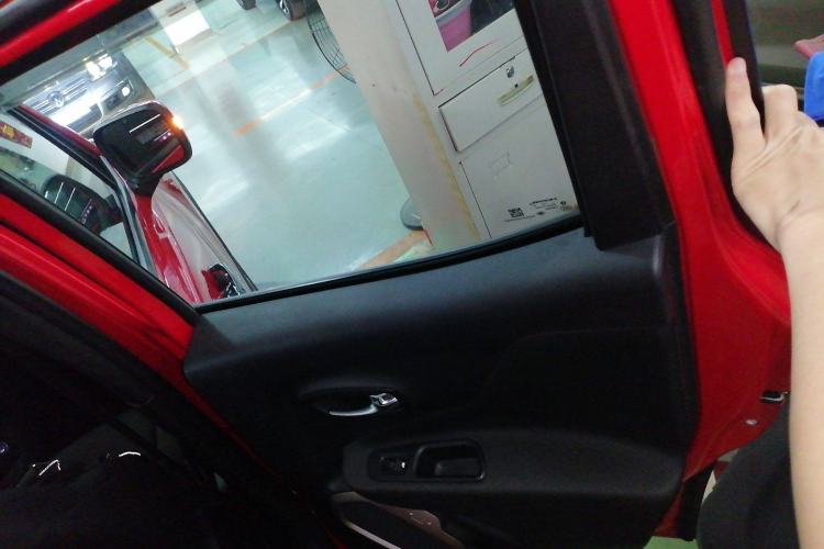 Used Jeep Renegade 2017 180T Automatic Jingneng Edition Interior 6