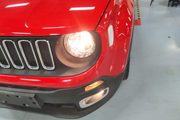 Used Jeep Renegade 2017 180T Automatic High-Energy Version Left Front Headlight