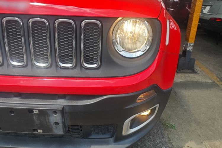 Used Jeep Renegade 2017 180T Automatic High-Energy Version Left Front Headlight