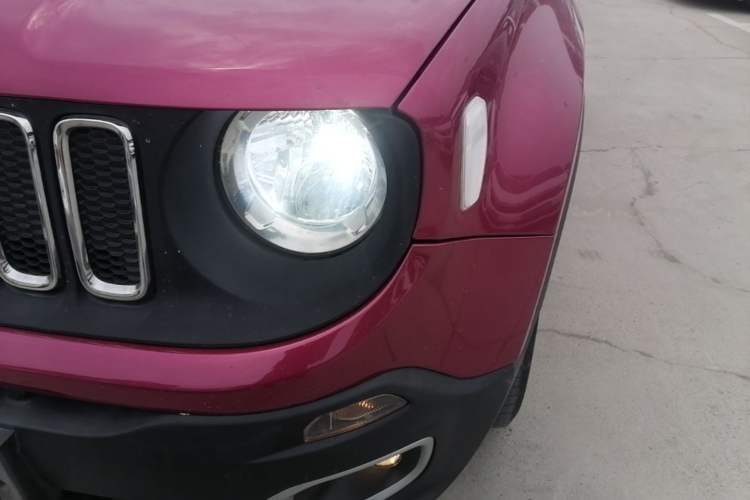 Used Jeep Renegade 2017 180TS Automatic Four-Wheel Drive Superior Edition Left Front Headlight