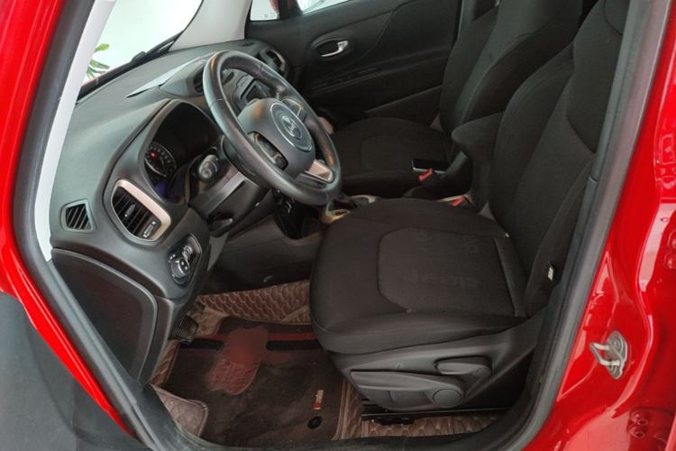 Used Jeep Renegade 2017 180T Automatic Jingneng Edition Left Front Seat