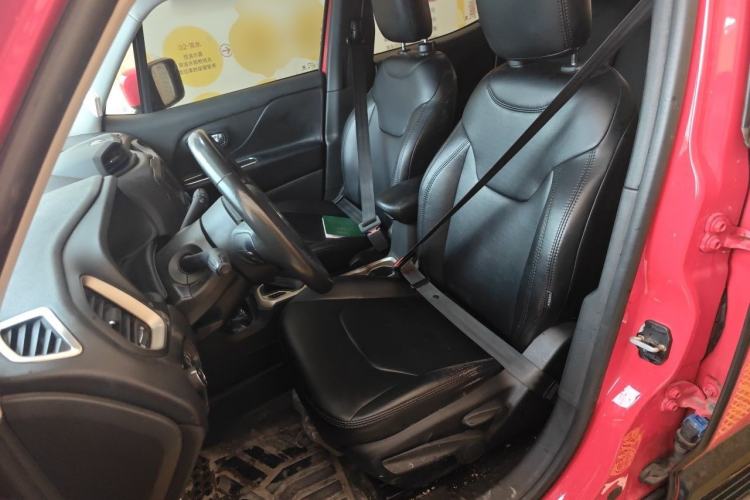Used Jeep Renegade 2017 180T Automatic Jingneng Edition Left Front Seat