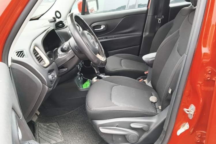 Used Jeep Renegade 2017 180T Automatic Jingneng Edition Left Front Seat