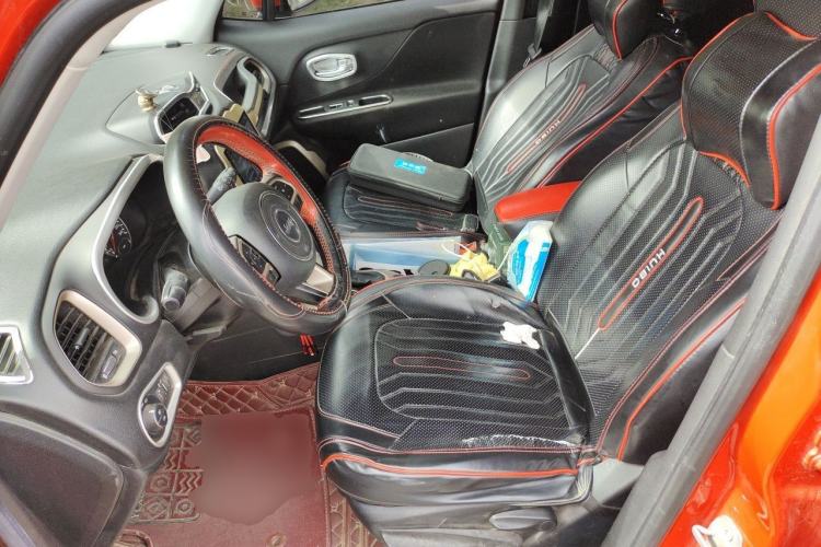 Used Jeep Renegade 2017 180TS Automatic Four-Wheel Drive Yue Neng Convertible Edition Left Front Seat