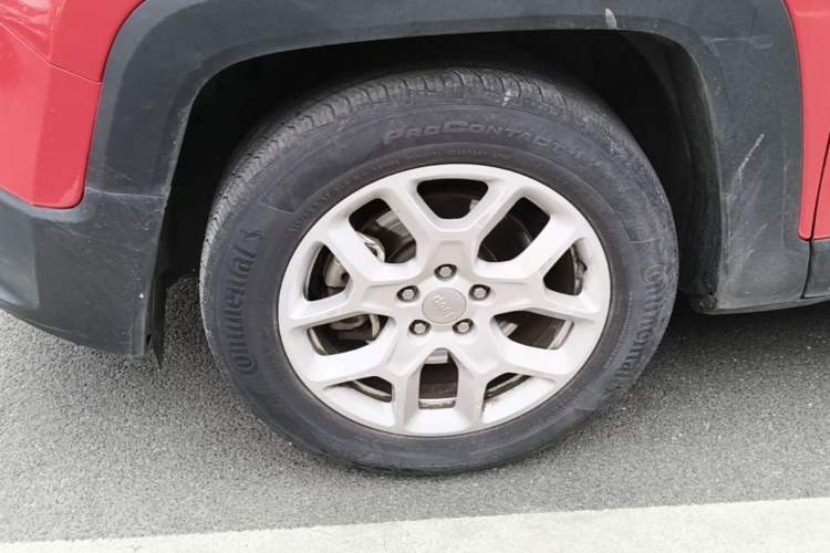 Used Jeep Renegade 2017 180T Automatic Jingneng Edition Left Front Wheel Hub