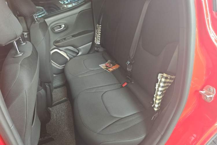 Used Jeep Renegade 2017 180T Automatic Jingneng Edition Left Rear Seat