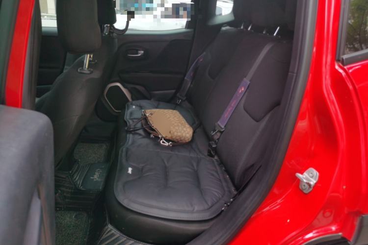 Used Jeep Renegade 2017 180T Automatic Jingneng Edition Left Rear Seat