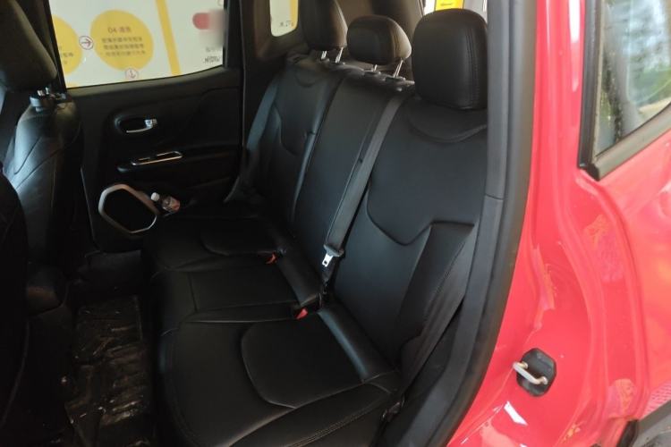 Used Jeep Renegade 2017 180T Automatic Jingneng Edition Left Rear Seat