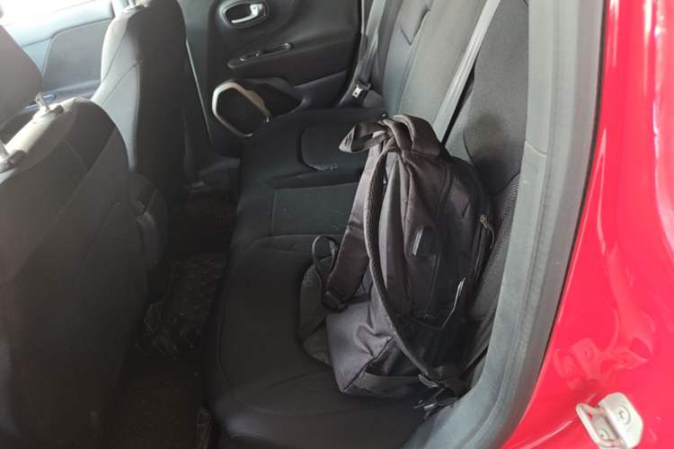 Used Jeep Renegade 2017 180T Manual Kinetic Edition Left Rear Seat