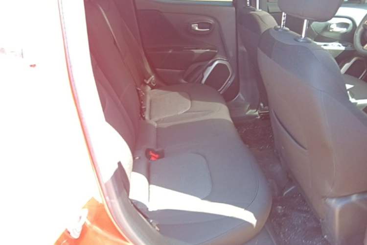 Used Jeep Renegade 2017 180T Automatic High-Energy Version Left Rear Seat