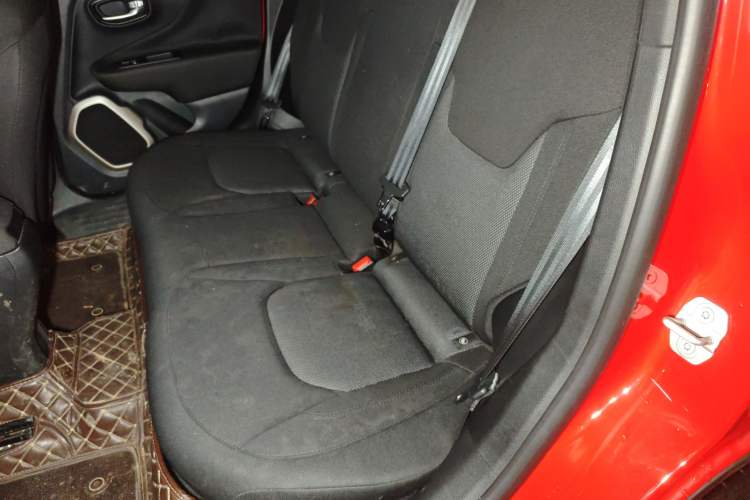 Used Jeep Renegade 2017 180T Manual Kinetic Edition Left Rear Seat
