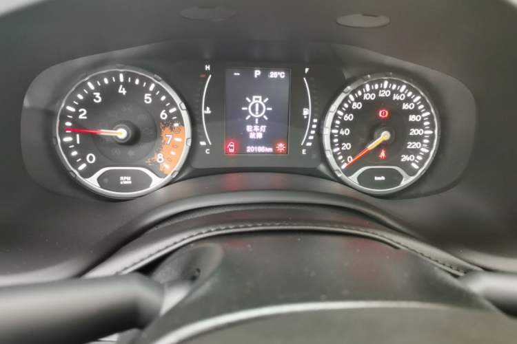 Used Jeep Renegade 2017 180T Automatic High-Energy Version Odometer Close Up