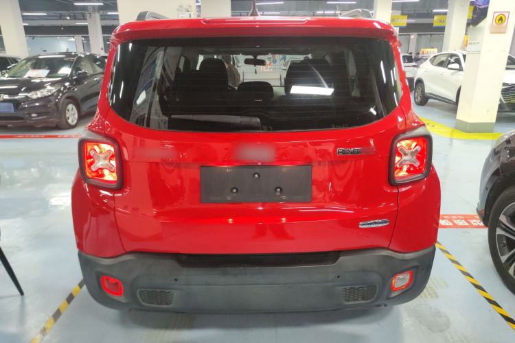 Used Jeep Renegade 2017 180T Automatic High-Energy Version Rear