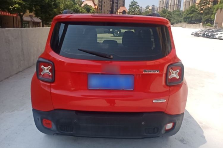 Used Jeep Renegade 2017 180T Automatic High-Energy Version Rear