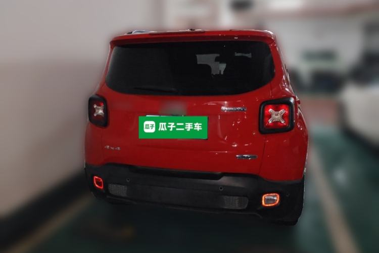 Used Jeep Renegade 2017 180TS Automatic Four-Wheel Drive Superior Edition Rear