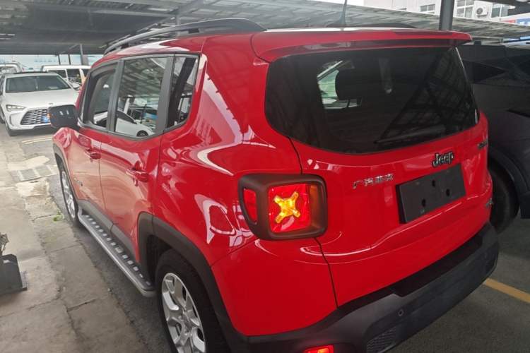 Used Jeep Renegade 2017 180T Automatic High-Energy Version Rear Left 45 Deg