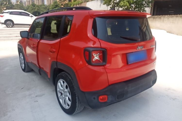 Used Jeep Renegade 2017 180T Automatic High-Energy Version Rear Left 45 Deg
