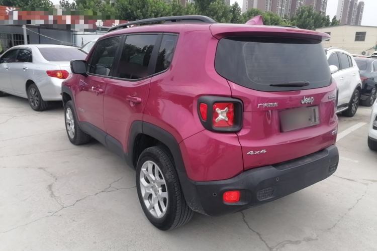 Used Jeep Renegade 2017 180TS Automatic Four-Wheel Drive Superior Edition Rear Left 45 Deg