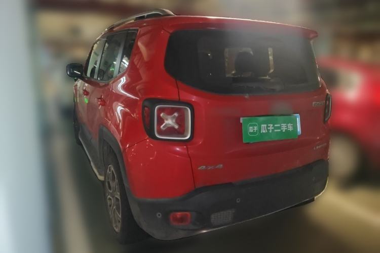 Used Jeep Renegade 2017 180TS Automatic All-Wheel Drive Versatile Edition Rear Left 45 Deg