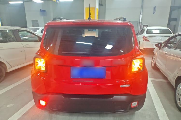 Used Jeep Renegade 2017 180T Automatic High-Energy Version Rear