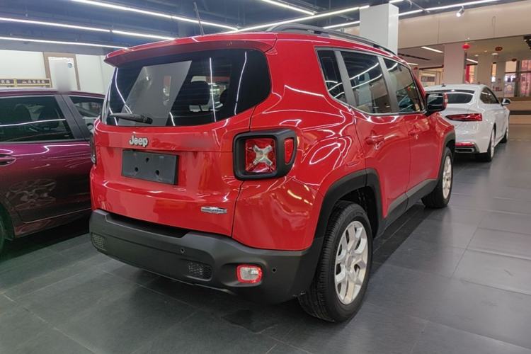 Used Jeep Renegade 2017 180T Automatic High-Energy Version Rear Right 45 Deg