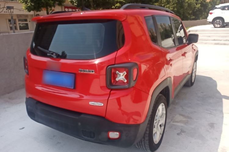 Used Jeep Renegade 2017 180T Automatic High-Energy Version Rear Right 45 Deg