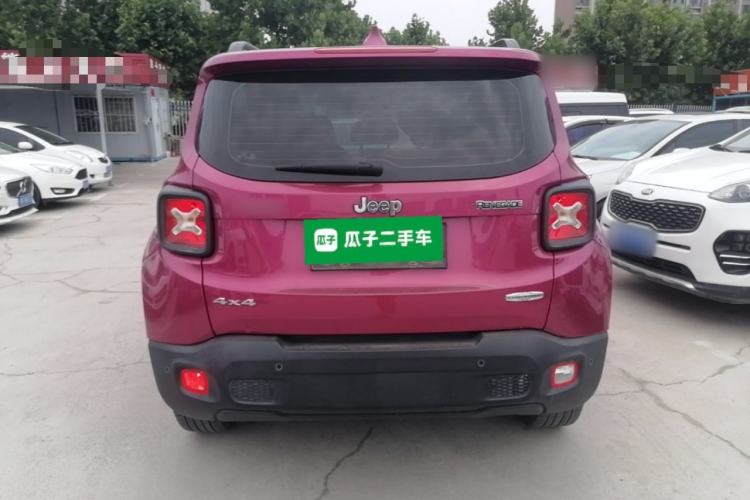 Used Jeep Renegade 2017 180TS Automatic Four-Wheel Drive Superior Edition Rear