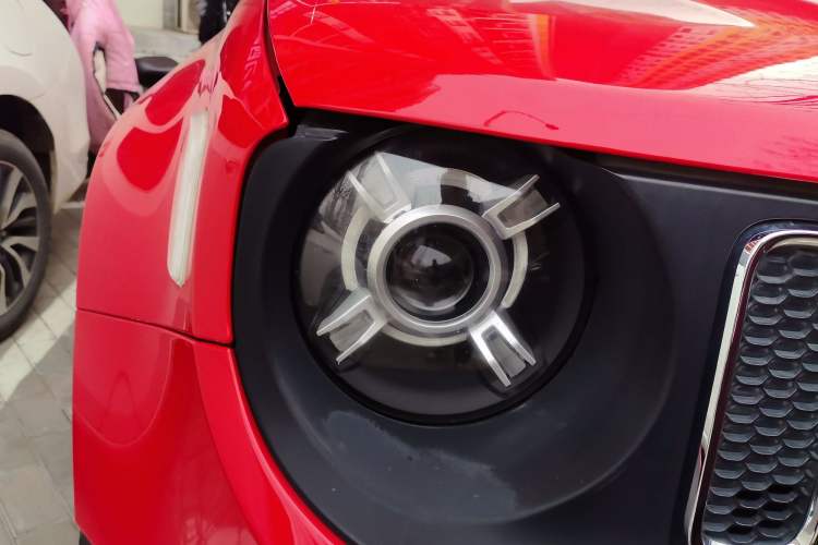 Used Jeep Renegade 2017 180T Automatic Jingneng Edition Right Front Headlight
