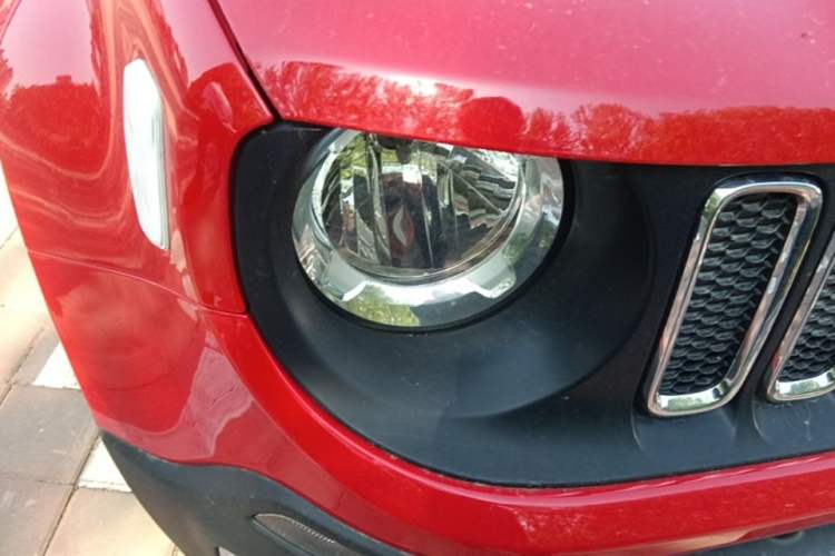 Used Jeep Renegade 2017 180T Automatic High-Energy Version Right Front Headlight
