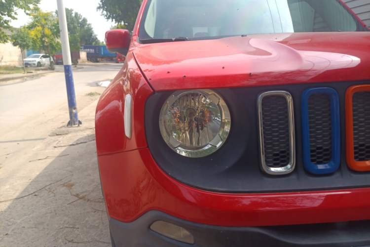 Used Jeep Renegade 2017 180T Automatic High-Energy Version Right Front Headlight