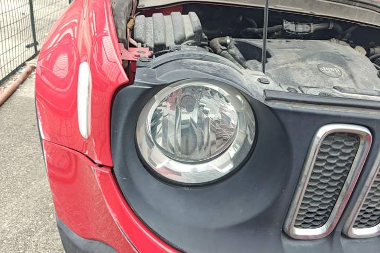 Used Jeep Renegade 2017 180T Automatic Jingneng Edition Right Front Headlight
